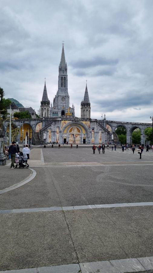 Castelema - Appartement Proche Du Sanctuaire Lourdes Kültér fotó